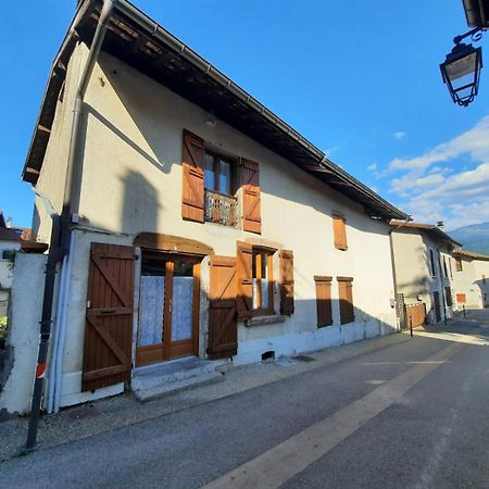 Maison De Village Au Pied De La Montagne Lumbin Eksteriør bilde